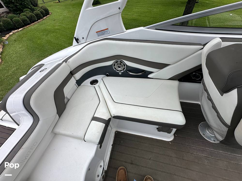 Slide: The Image of Yamaha 242 Limited 2015 - 15566779