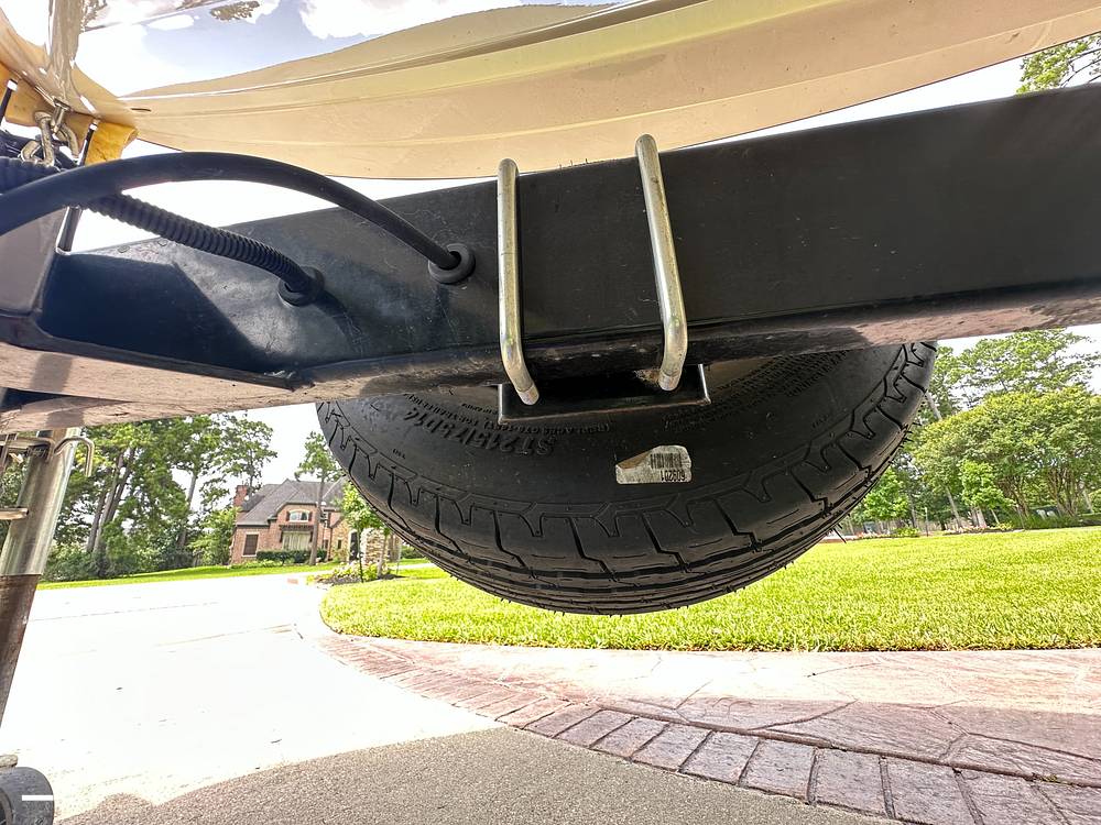 Slide: The Image of Yamaha 242 Limited 2015 - 15566848