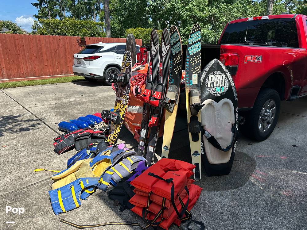 Slide: The Image of Yamaha 242 Limited 2015 - 15567449