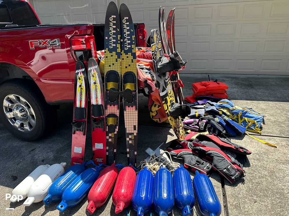 Slide: The Image of Yamaha 242 Limited 2015 - 15567451