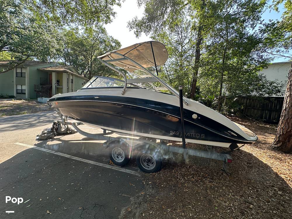 Slide: The Image of 2010 Yamaha 242 Limited S - 15416969