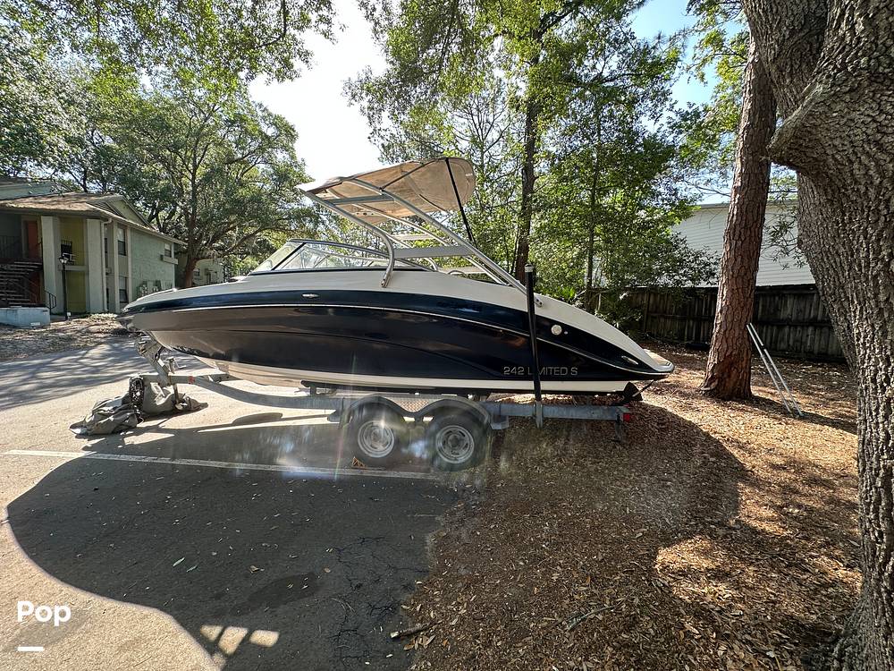 Slide: The Image of 2010 Yamaha 242 Limited S - 15416978