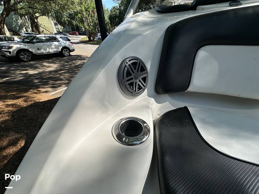 Slide: The Image of Yamaha 242 Limited S 2010 - 15416986