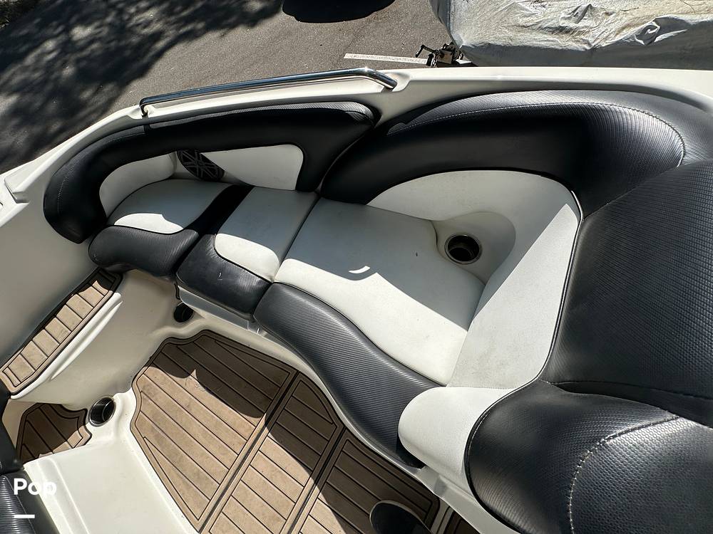 Slide: The Image of Yamaha 242 Limited S 2010 - 15417057