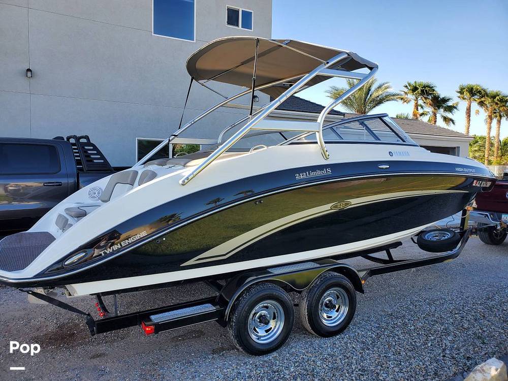 Slide: The Image of Yamaha 242 limited s 2010 - 14337495