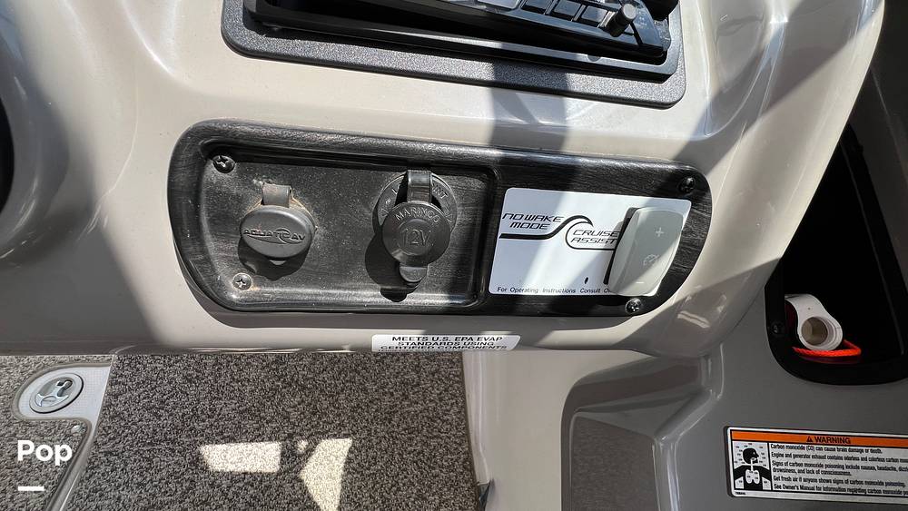 Slide: The Image of Yamaha 242 Limited S 2011 - 15363151