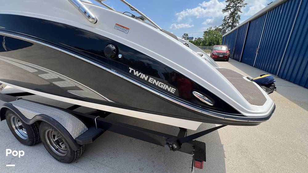 Slide: The Image of Yamaha 242 Limited S 2011 - 15363240