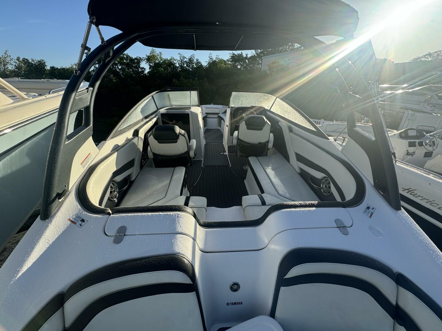 Slide: The Image of Yamaha 242 Limited S 2016 - 4627982