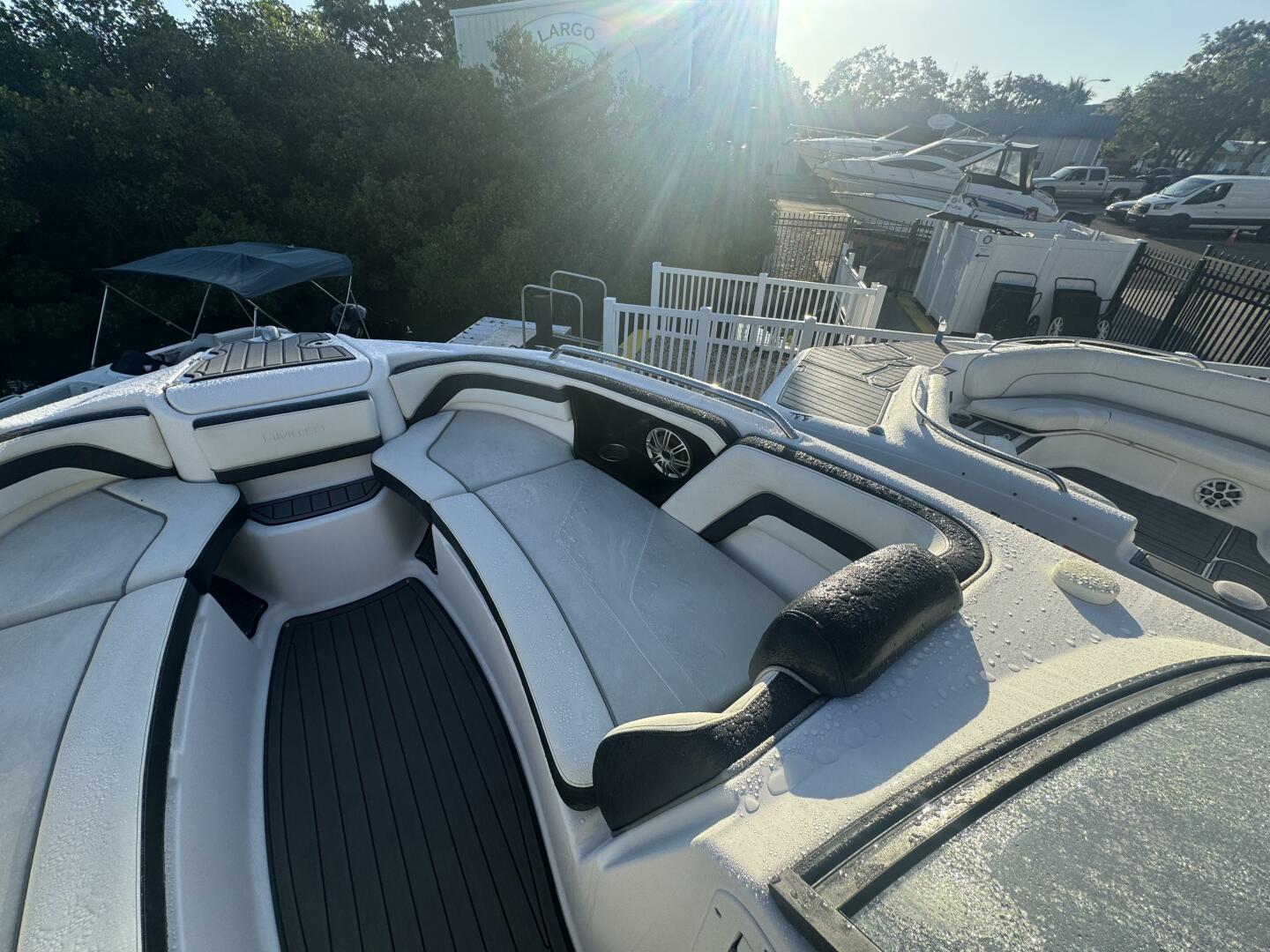 Slide: The Image of Yamaha 242 Limited S 2016 - 4627988