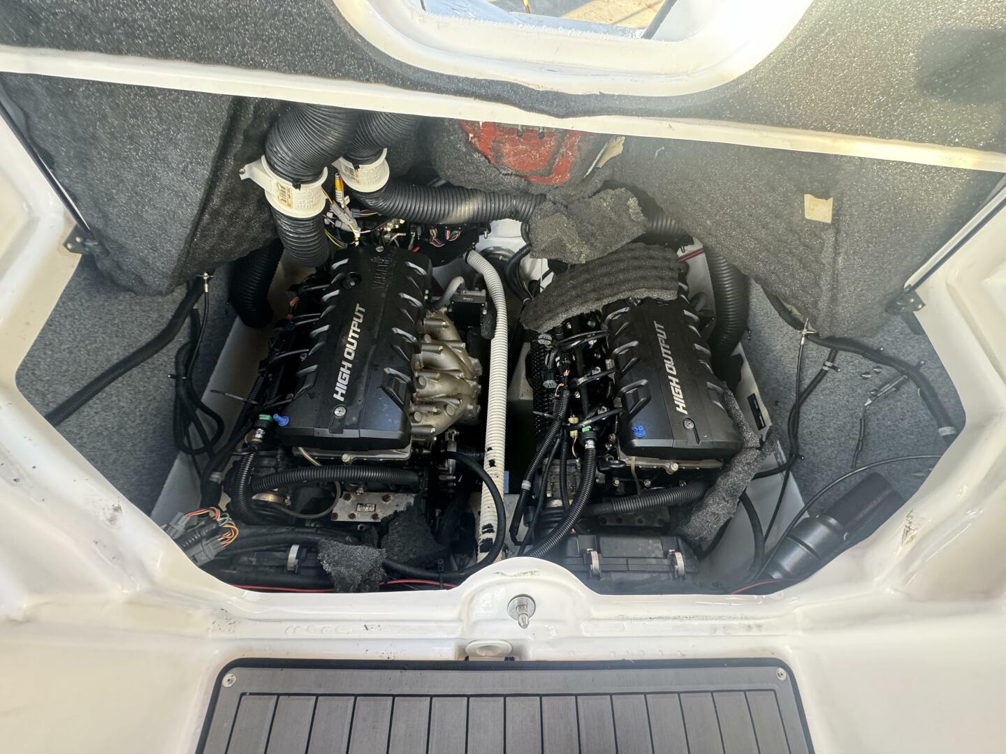 Slide: The Image of Yamaha 242 Limited S 2016 - 4628002