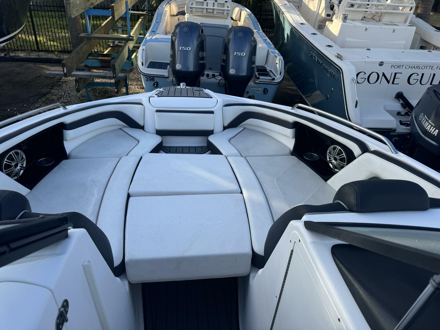 Slide: The Image of Yamaha 242 Limited S 2016 - 4910478