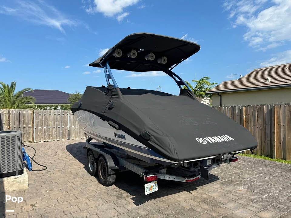 Slide: The Image of Yamaha 242 Limited S 2020 - 15868253