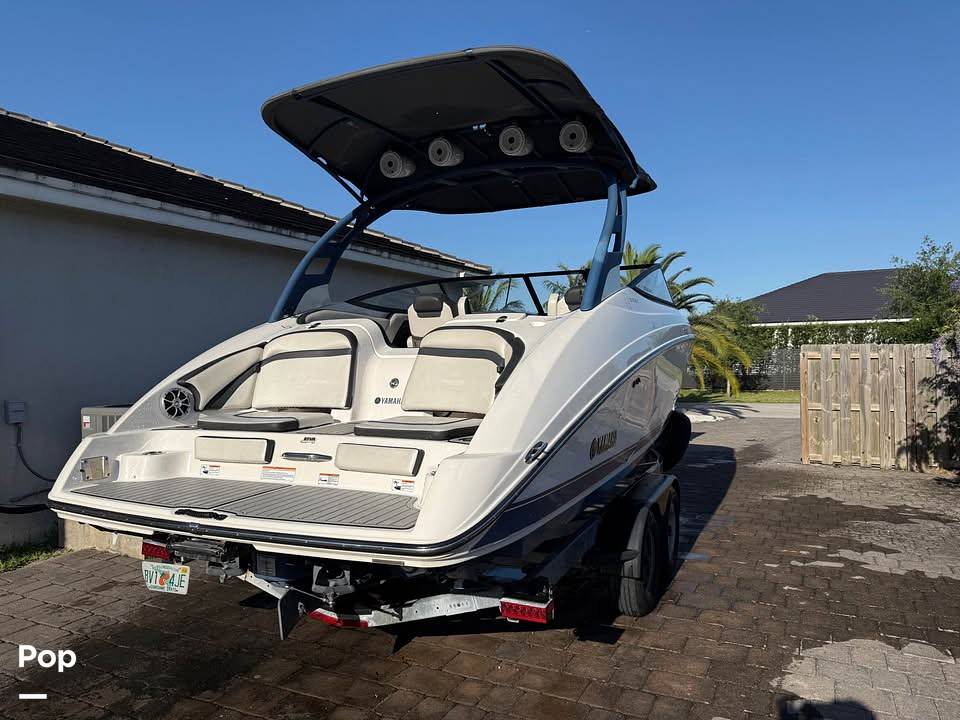 Slide: The Image of Yamaha 242 Limited S 2020 - 15868257