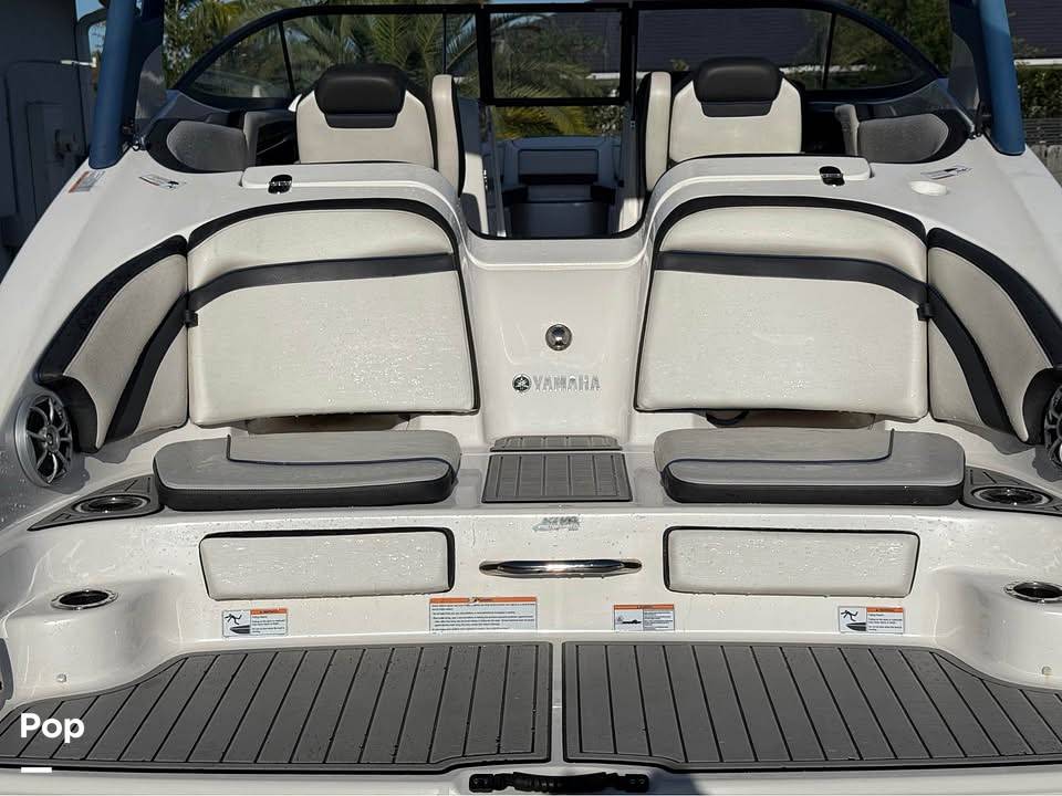 Slide: The Image of Yamaha 242 Limited S 2020 - 15868259