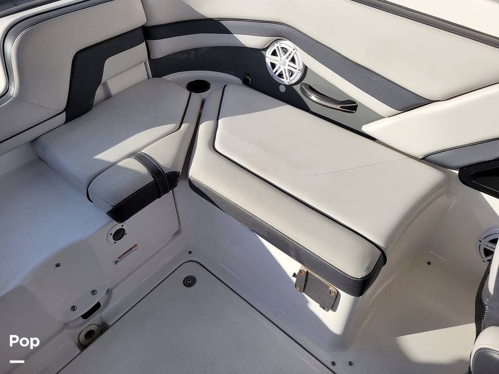 Slide: The Image of Yamaha 242 Limited SE 2017 - 15070234