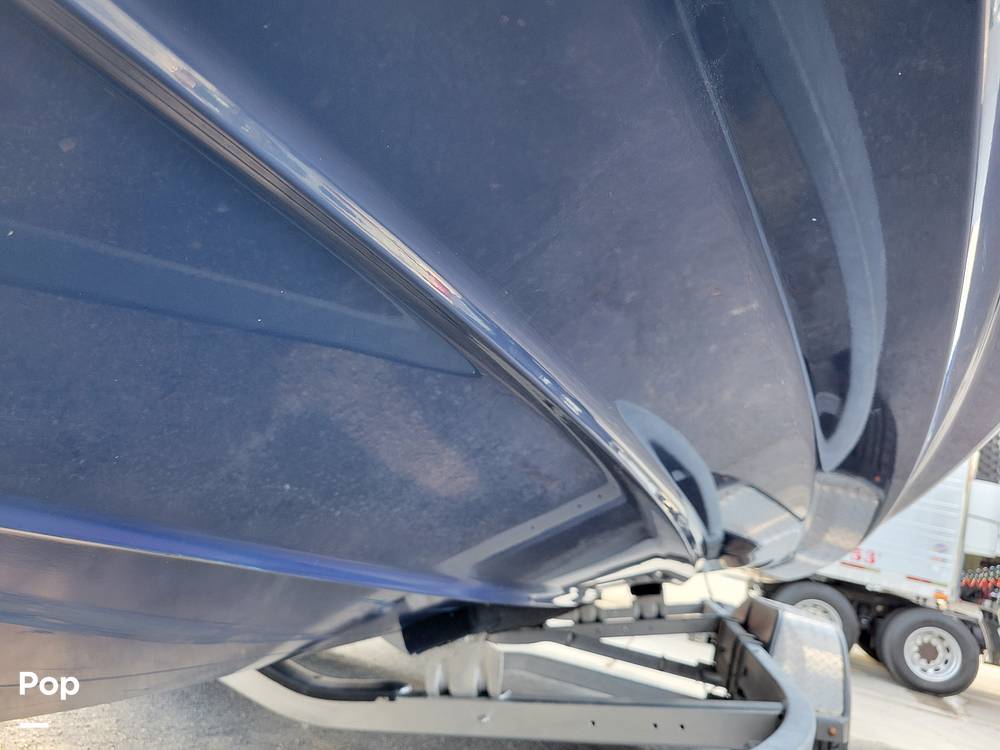 Slide: The Image of Yamaha 242 Limited SE 2017 - 15070326