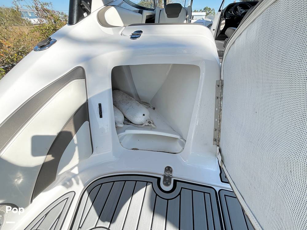 Slide: The Image of Fender Locker - 15034052
