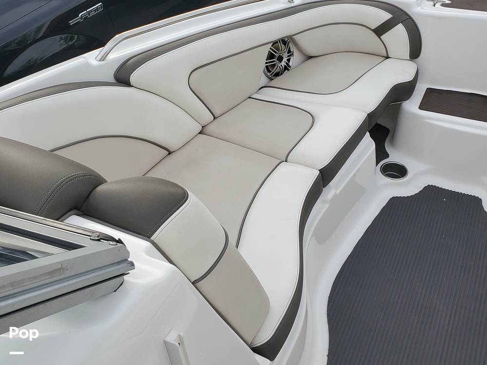 Slide: The Image of Yamaha 242S 2013 - 13392682