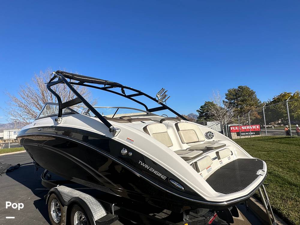 Slide: The Image of Yamaha 242S 2013 - 13444333