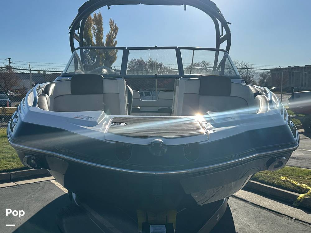 Slide: The Image of Yamaha 242S 2013 - 13444336