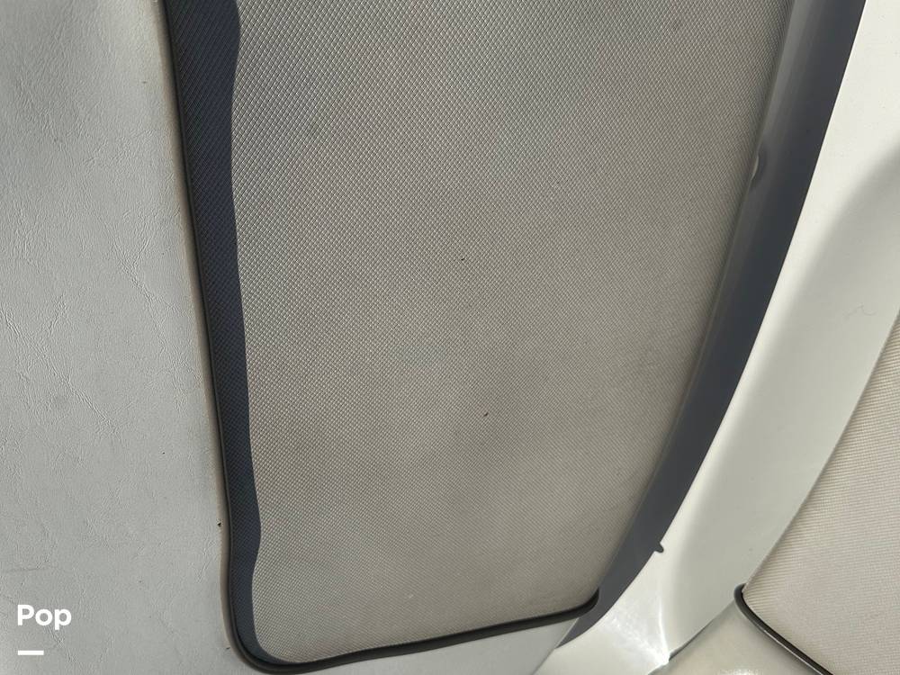 Slide: The Image of Yamaha 242S 2013 - 13444348