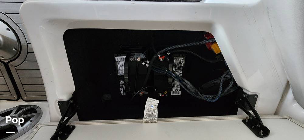 Slide: The Image of Yamaha 242 SE 2020 - 14802384