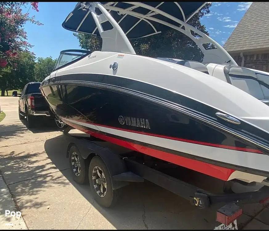 Slide: The Image of Yamaha 242 SE 2020 - 14837546