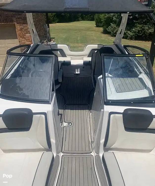 Slide: The Image of Yamaha 242 SE 2020 - 14837548