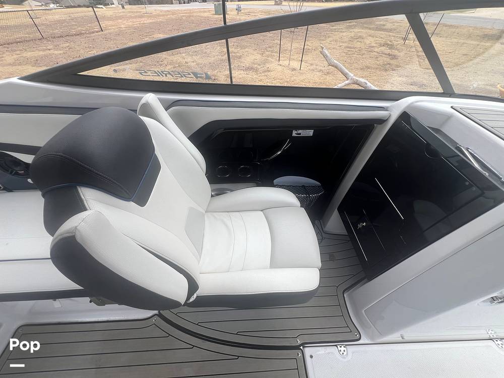 Slide: The Image of Co Captains Seat - 22