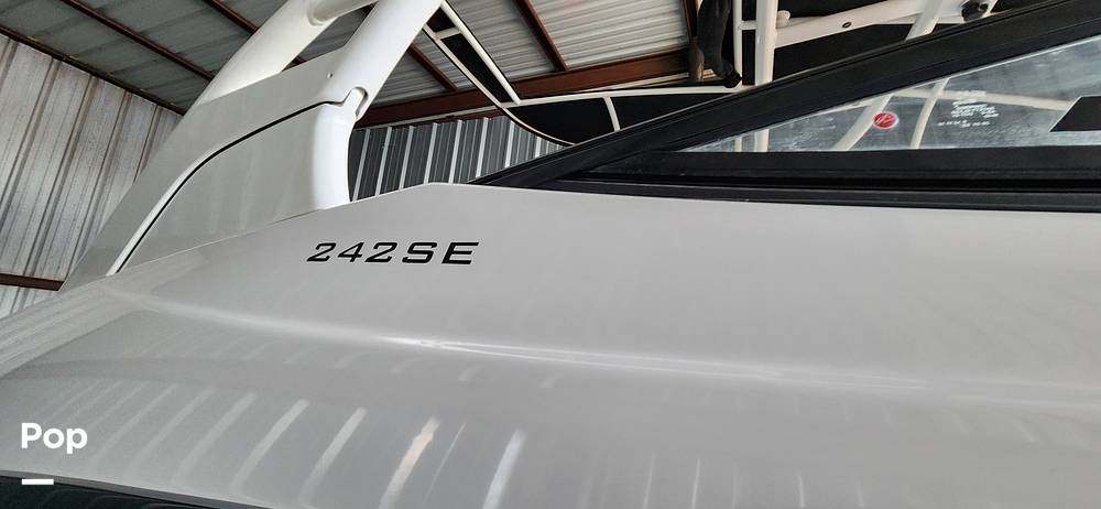 Slide: The Image of Yamaha 242 SE 2020 - 14802292