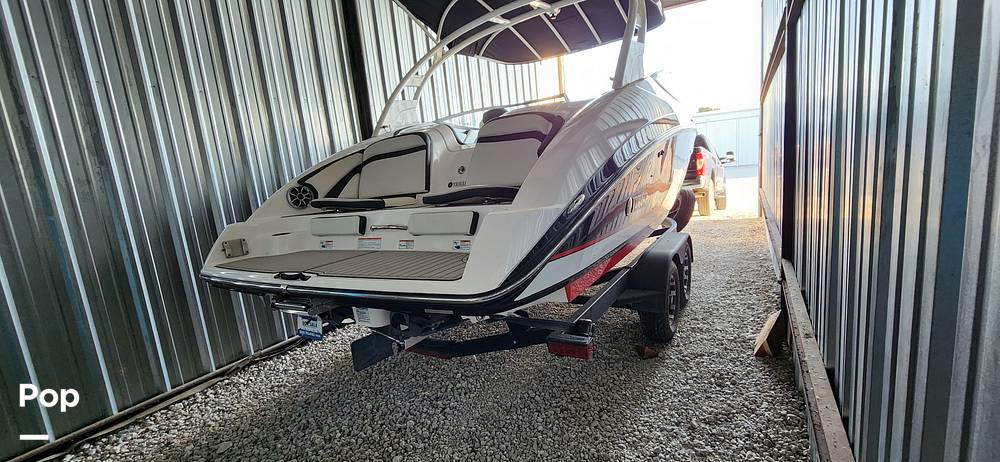 Slide: The Image of Yamaha 242 SE 2020 - 14802303