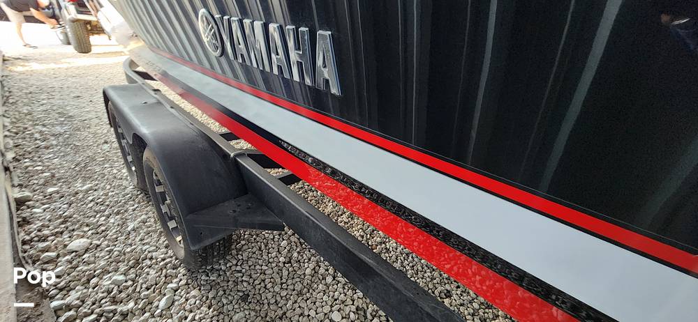 Slide: The Image of Yamaha 242 SE 2020 - 14802313