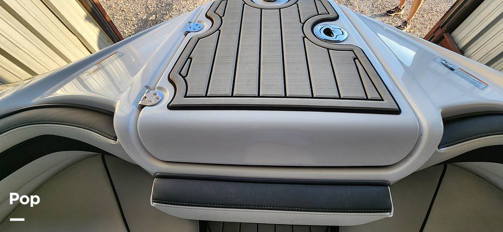 Slide: The Image of Yamaha 242 SE 2020 - 14802355