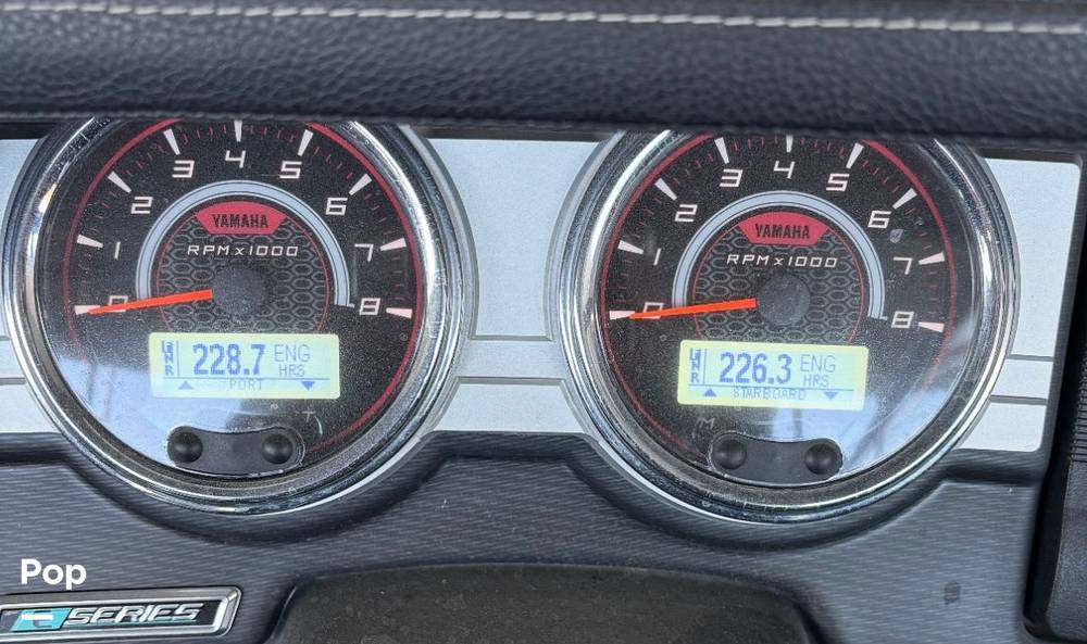 Slide: The Image of Yamaha 242x 2017 - 15336368