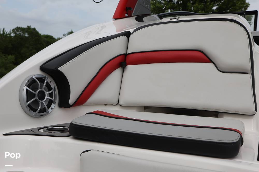 Slide: The Image of Yamaha 242X 2018 - 15474457