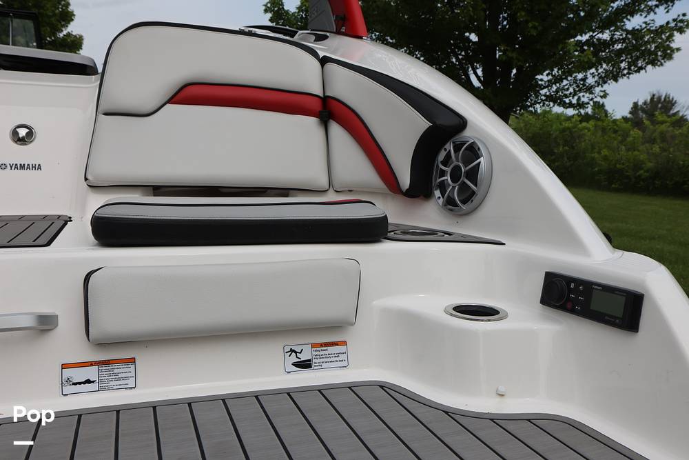 Slide: The Image of Yamaha 242X 2018 - 15474458