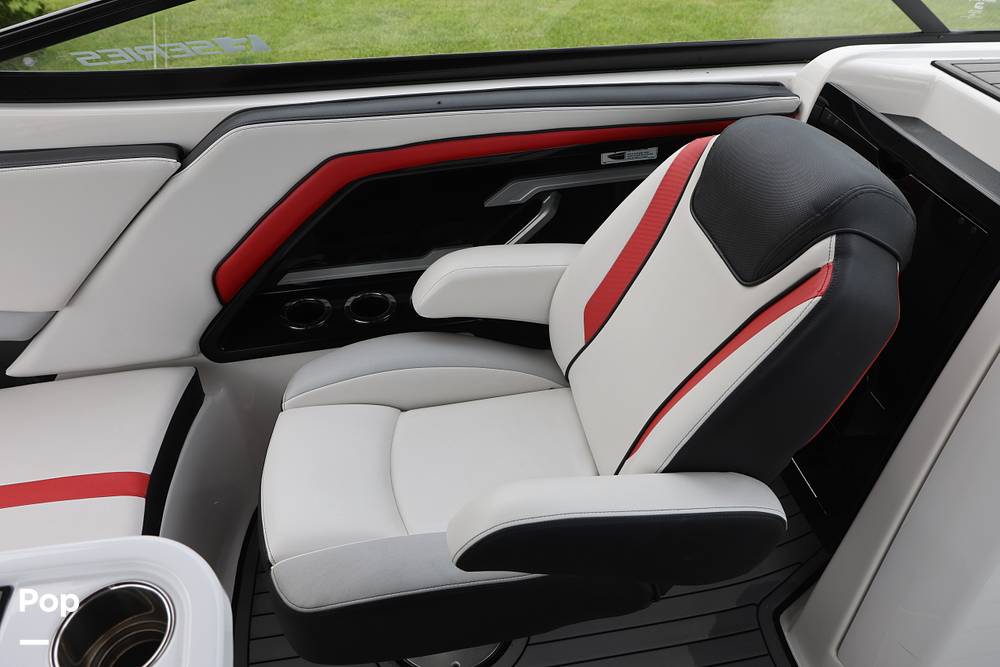 Slide: The Image of Yamaha 242X 2018 - 15474463