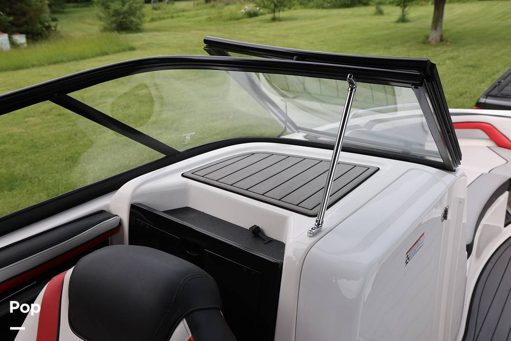 Slide: The Image of Yamaha 242X 2018 - 15474467