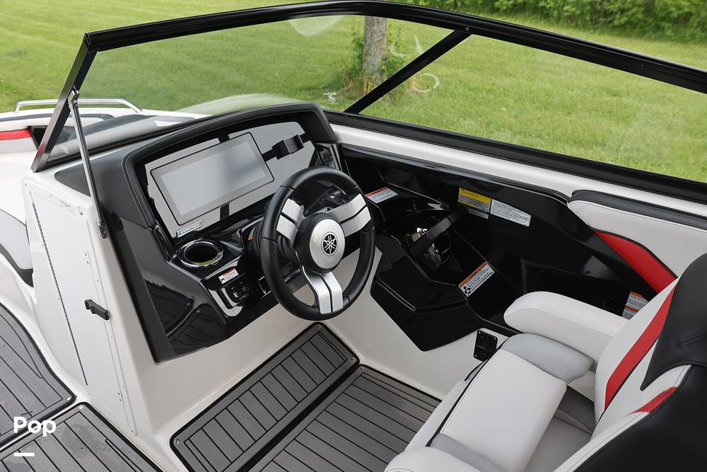 Slide: The Image of Yamaha 242X 2018 - 15474468