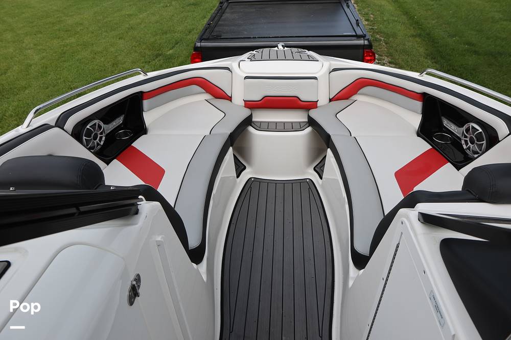 Slide: The Image of Yamaha 242X 2018 - 15474472