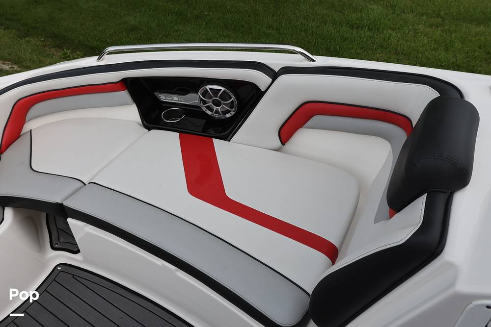 Slide: The Image of Yamaha 242X 2018 - 15474473