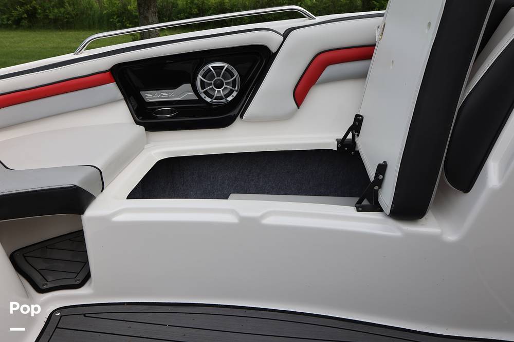 Slide: The Image of Yamaha 242X 2018 - 15474476