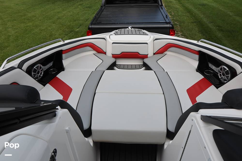 Slide: The Image of Yamaha 242X 2018 - 15474482