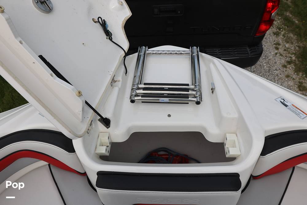 Slide: The Image of Yamaha 242X 2018 - 15474484