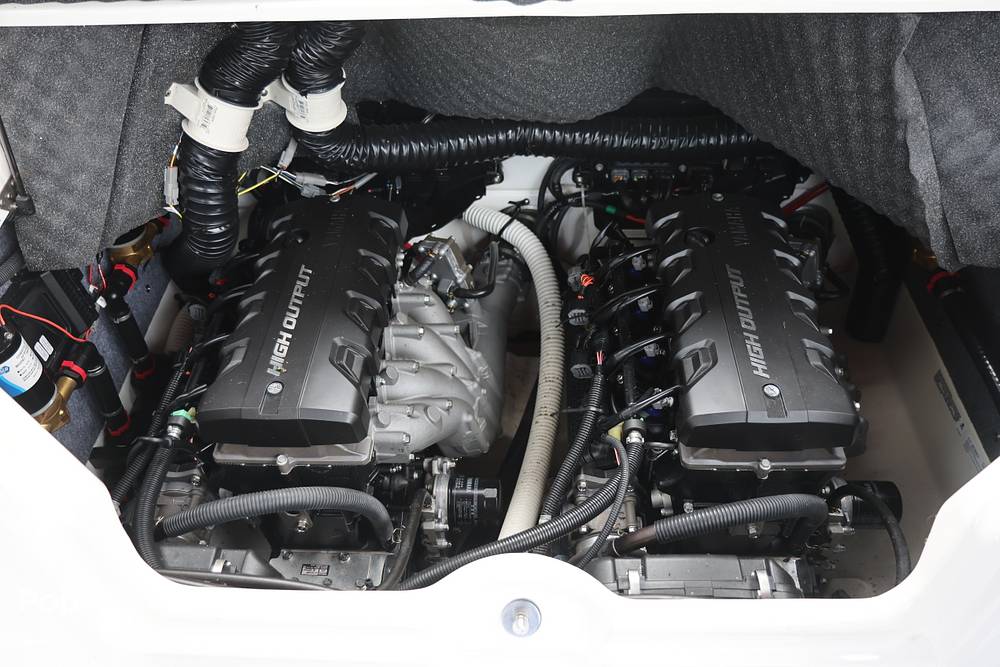 Slide: The Image of Yamaha 242X 2018 - 15474497