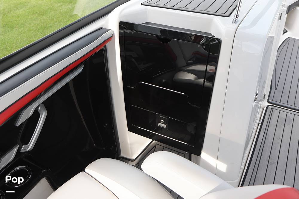 Slide: The Image of Yamaha 242X 2018 - 15474511