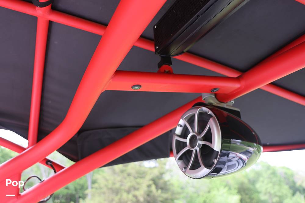 Slide: The Image of Yamaha 242X 2018 - 15474517