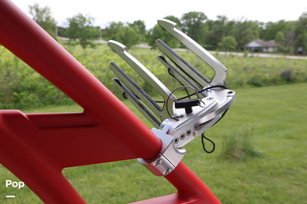 Slide: The Image of Yamaha 242X 2018 - 15474522