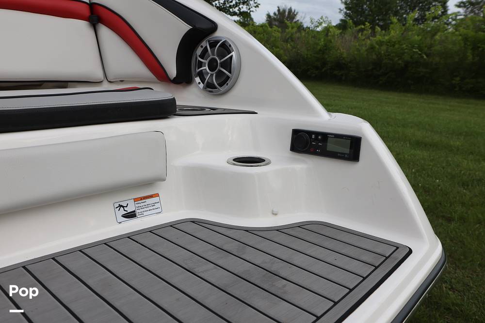 Slide: The Image of Yamaha 242X 2018 - 15474529