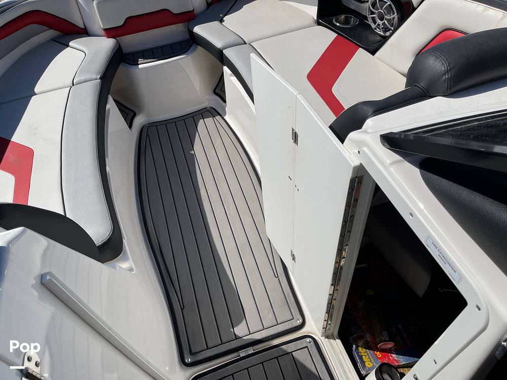 Slide: The Image of Non-skid Deck - 13980444